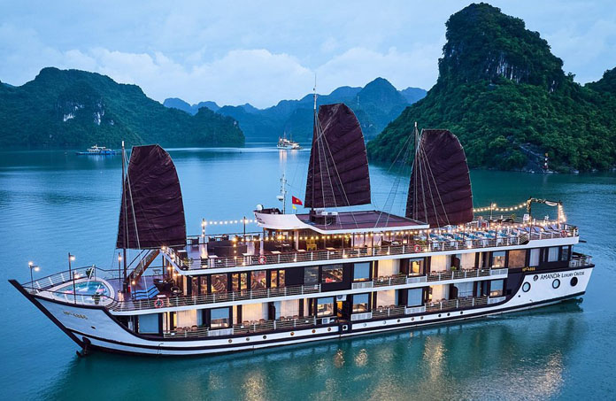 Amanda Cruise 2 days