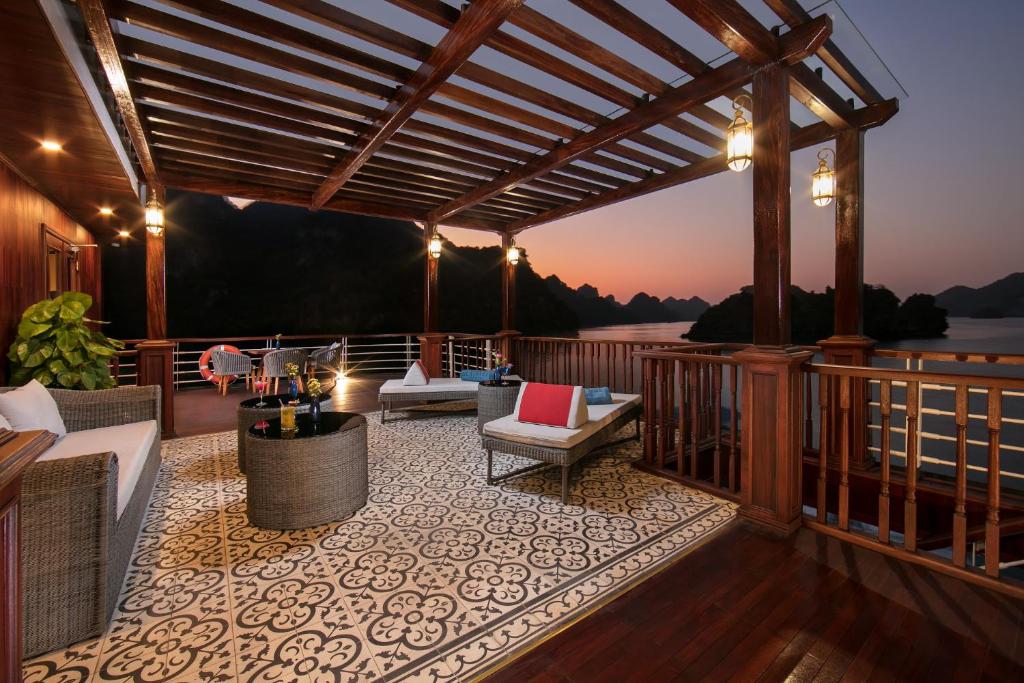 Heritage Binh Chuan Cruise