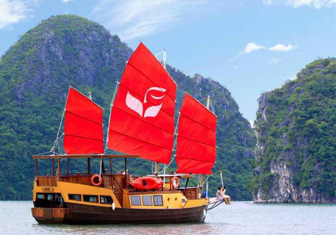 halong Life Heritage cruise