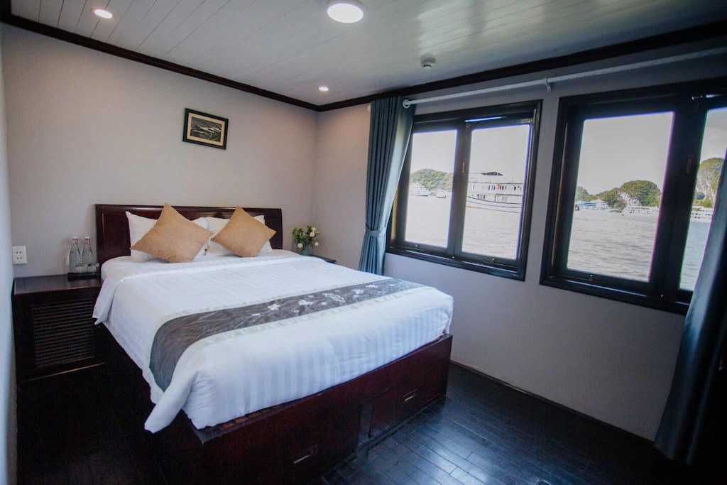 Viet Sails Boutique Cruise