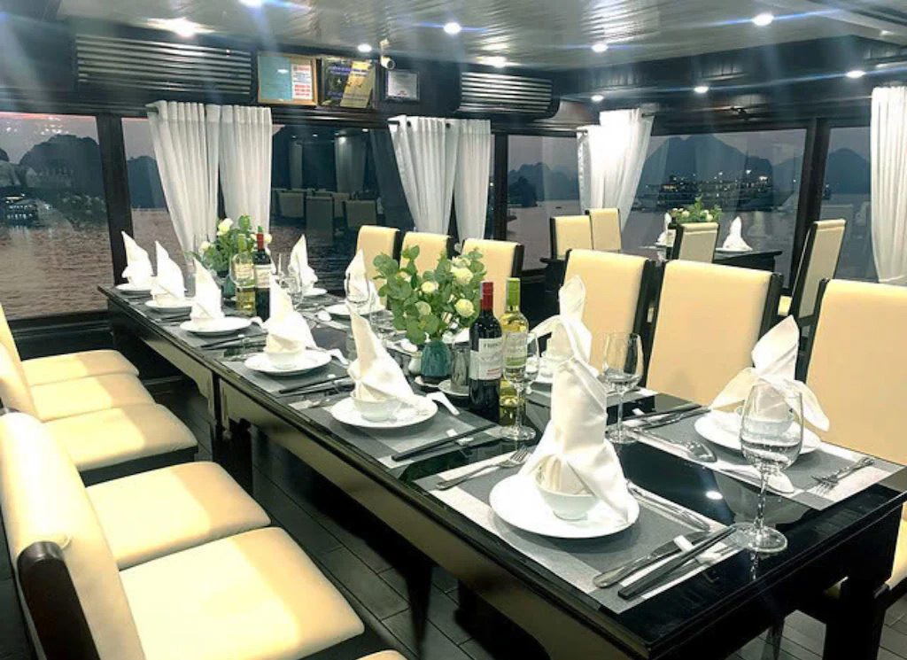 Viet Sails Boutique Cruise